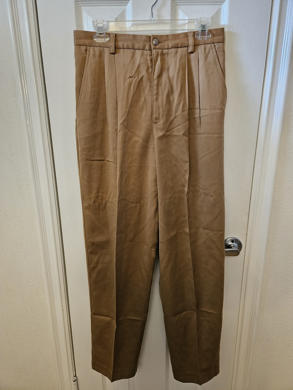 Liz Claiborne Liz Sport Pleat Front Dress Pants - Size 12 - Caramel Color